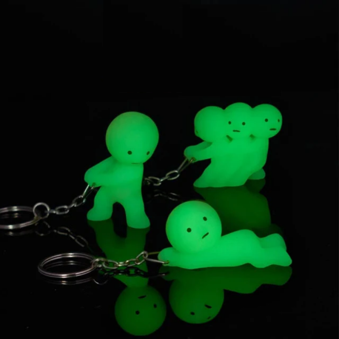 Smiski Keychain - Grabbing